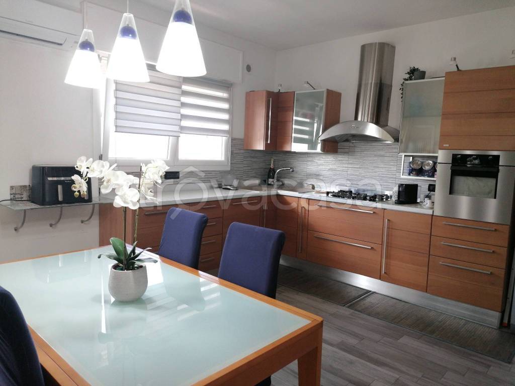 appartamento in vendita a Romano d'Ezzelino in zona San Giacomo