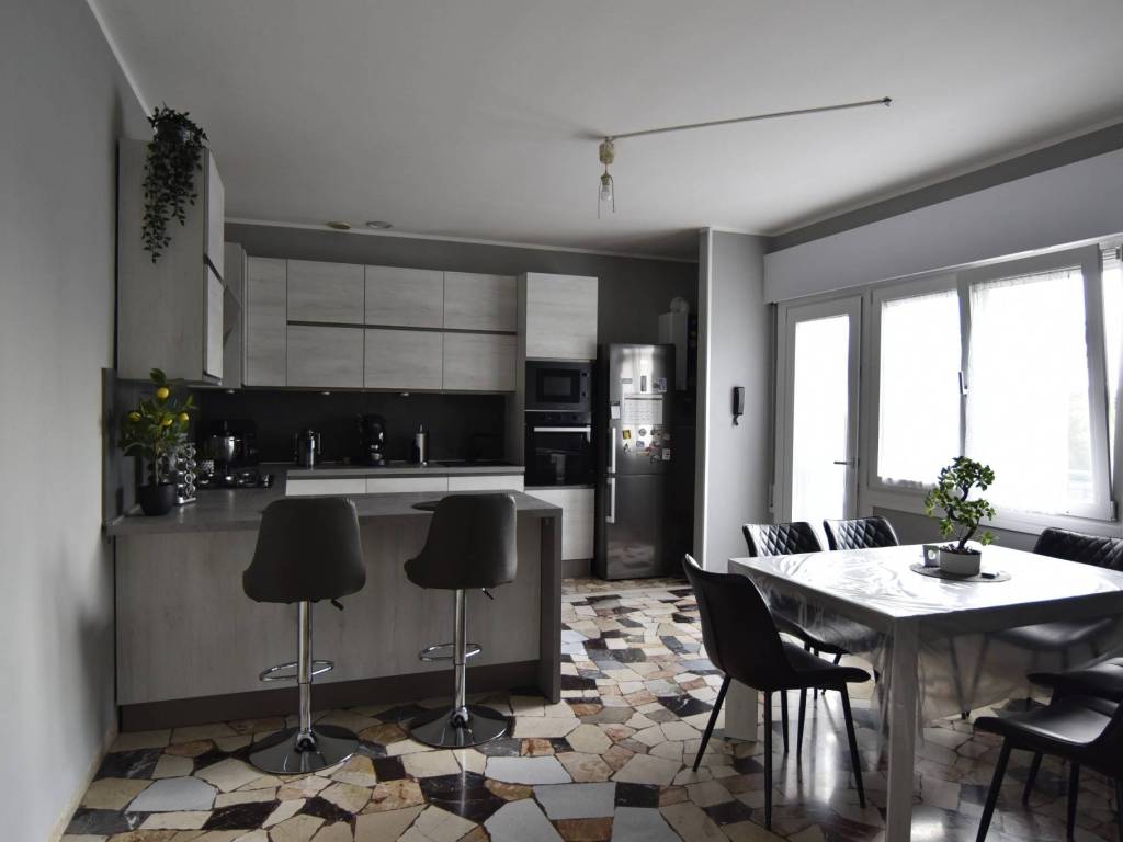 appartamento in vendita a Romano d'Ezzelino in zona San Giacomo