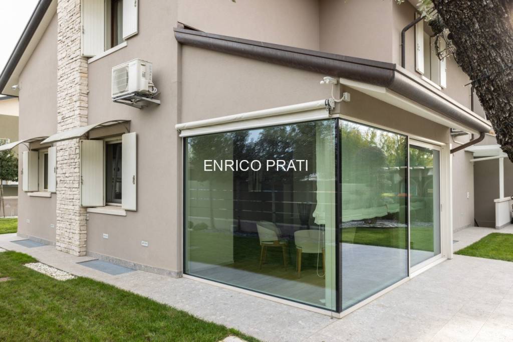 casa indipendente in vendita a Romano d'Ezzelino