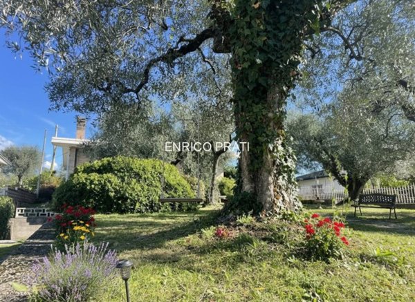 casa indipendente in vendita a Romano d'Ezzelino