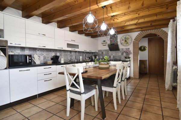 appartamento in vendita a Romano d'Ezzelino in zona Sacro Cuore