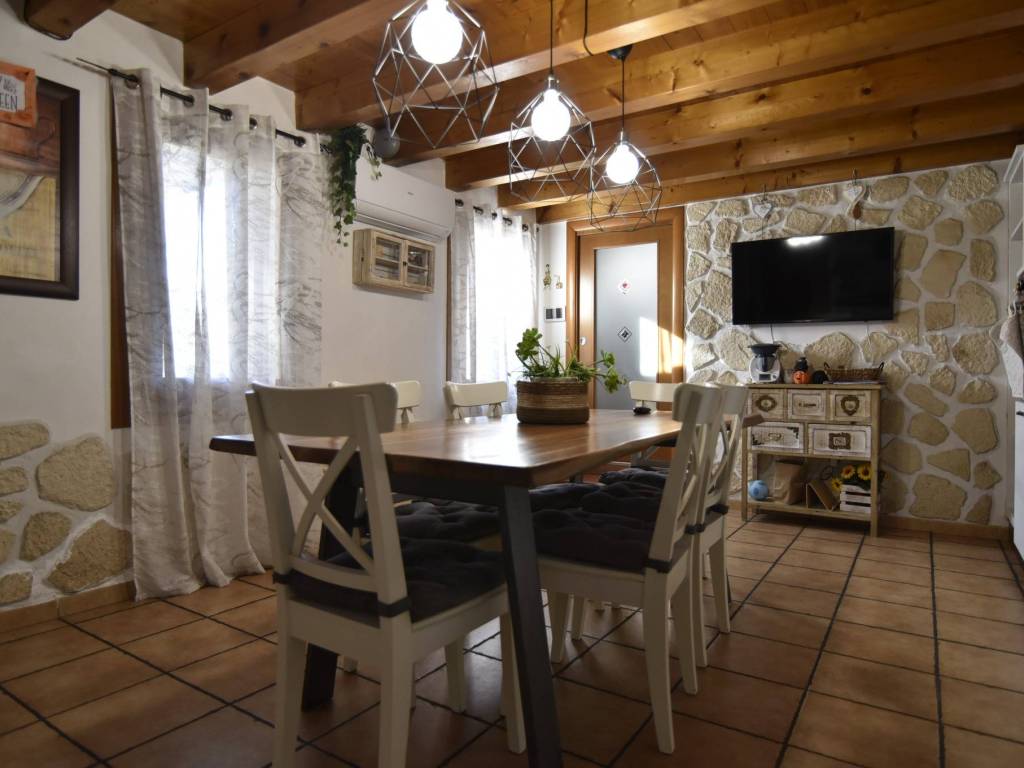 appartamento in vendita a Romano d'Ezzelino in zona Sacro Cuore