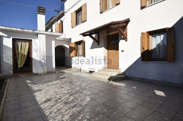 appartamento in vendita a Romano d'Ezzelino in zona Sacro Cuore