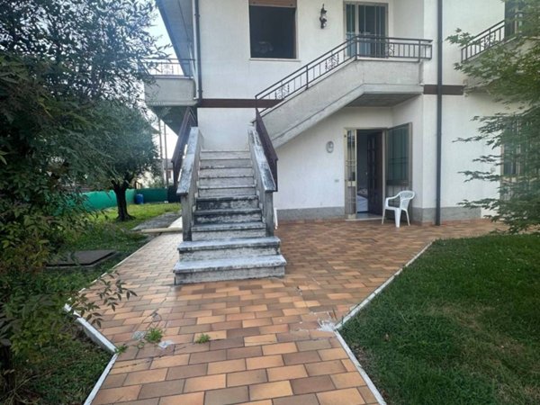 casa indipendente in vendita a Romano d'Ezzelino