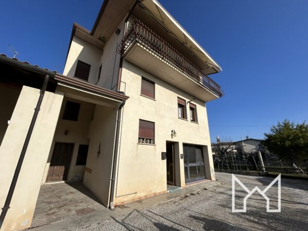 casa indipendente in vendita a Romano d'Ezzelino in zona San Giacomo