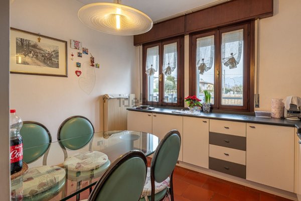 casa indipendente in vendita a Romano d'Ezzelino