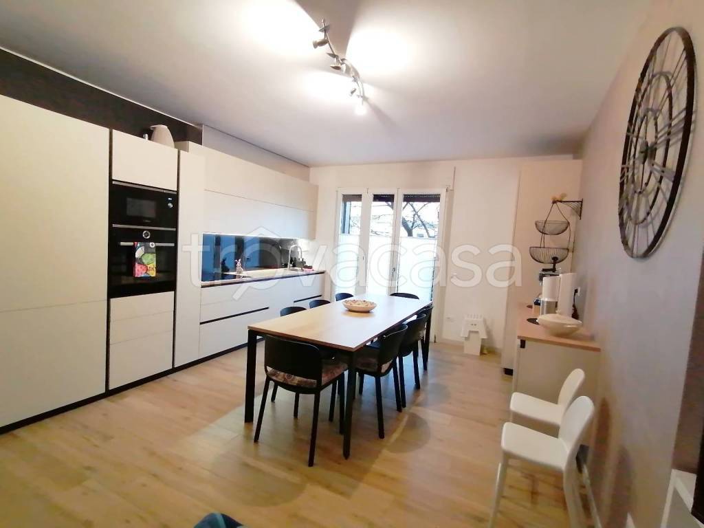 appartamento in vendita a Romano d'Ezzelino in zona San Giacomo