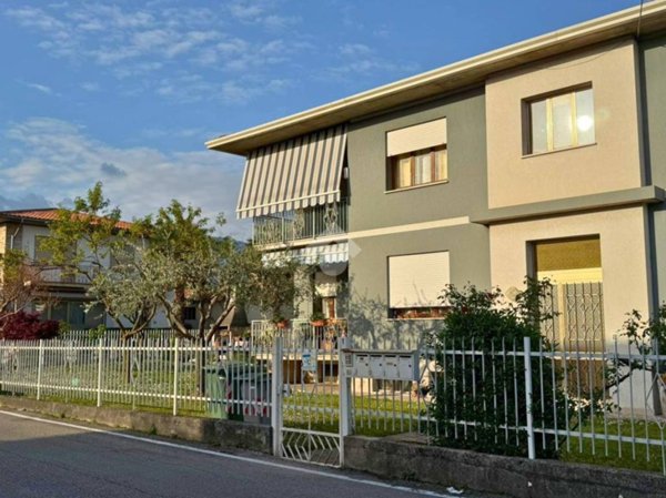 appartamento in vendita a Romano d'Ezzelino in zona Fellette