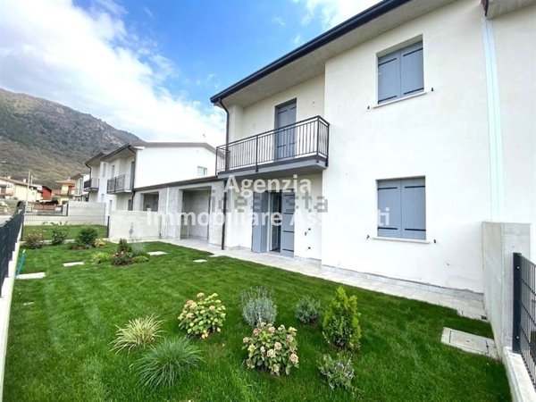 casa indipendente in vendita a Romano d'Ezzelino