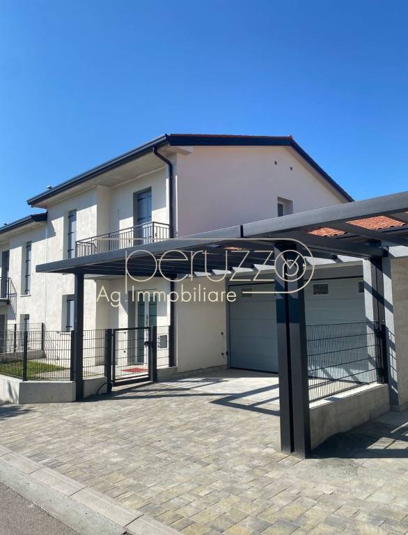 casa indipendente in vendita a Romano d'Ezzelino