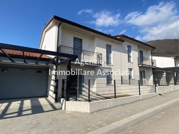 casa indipendente in vendita a Romano d'Ezzelino in zona Sacro Cuore