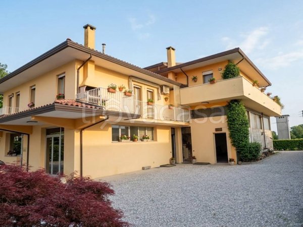 appartamento in vendita a Romano d'Ezzelino in zona San Giacomo