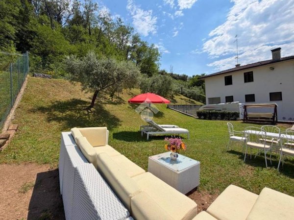 casa indipendente in vendita a Romano d'Ezzelino