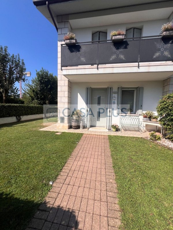 casa indipendente in vendita a Romano d'Ezzelino in zona San Giacomo