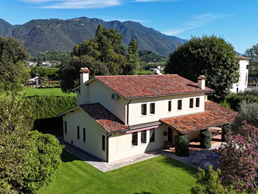 casa indipendente in vendita a Romano d'Ezzelino