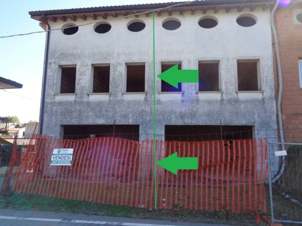 casa indipendente in vendita a Rosà