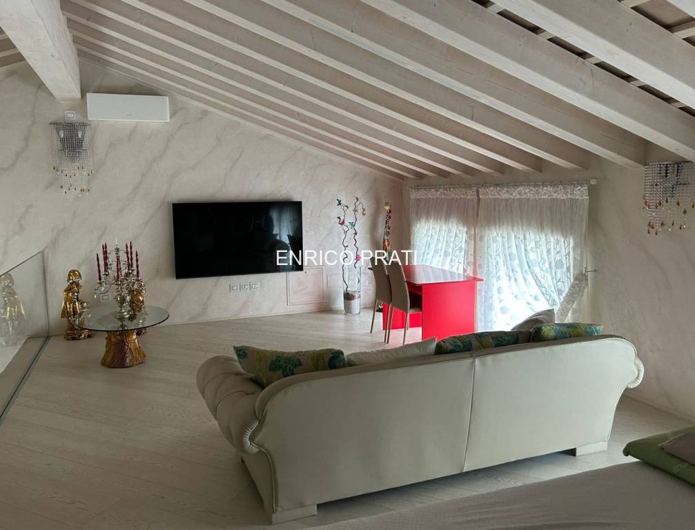 casa indipendente in vendita a Rosà in zona Cusinati