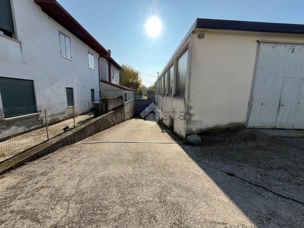 appartamento in vendita a Rosà