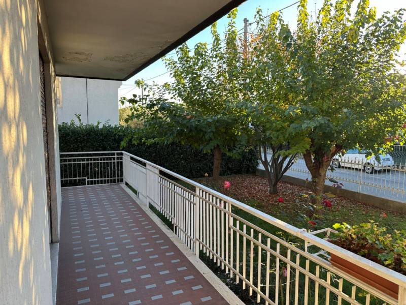 casa indipendente in vendita a Rosà
