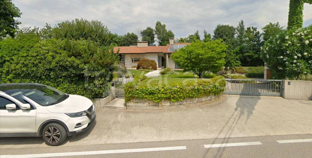 casa indipendente in vendita a Rosà