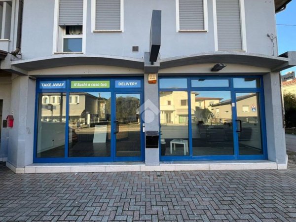 negozio in vendita a Rosà