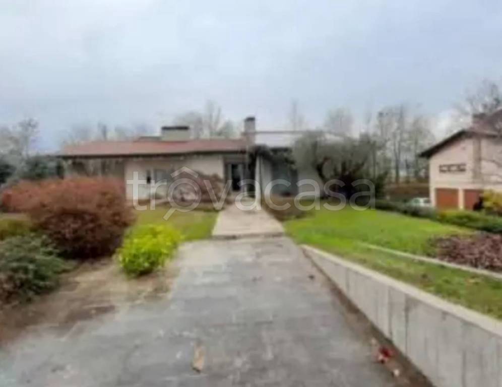 casa indipendente in vendita a Rosà