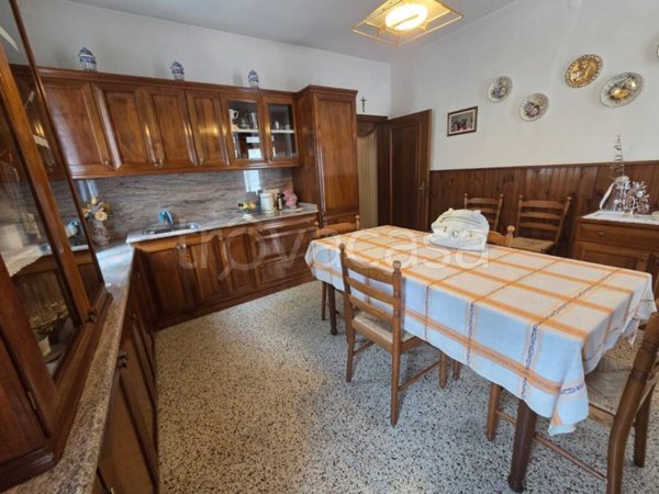 casa indipendente in vendita a Rosà in zona Cusinati