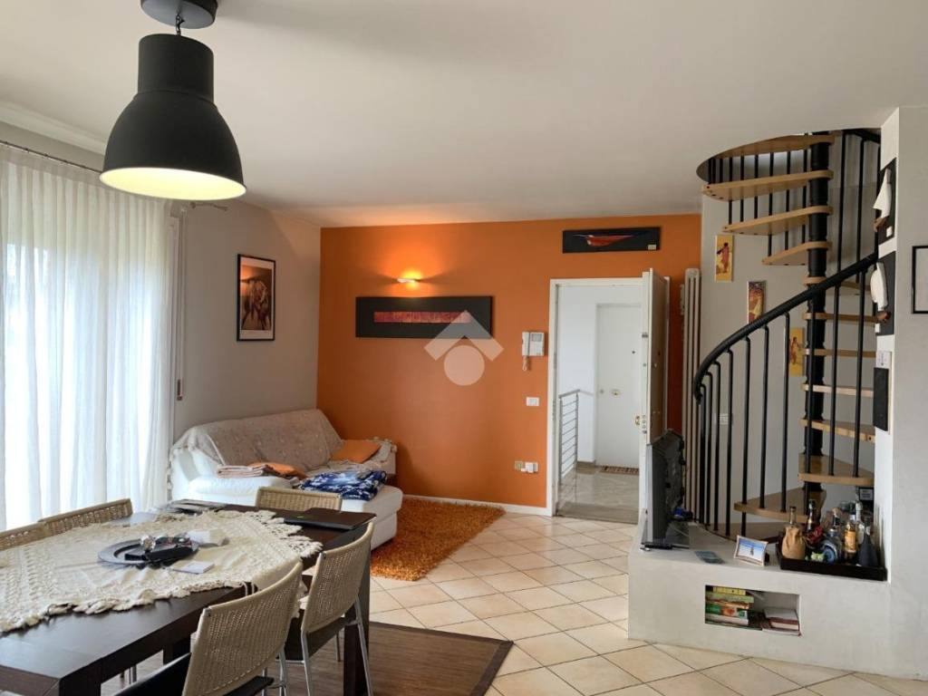 appartamento in vendita a Rosà