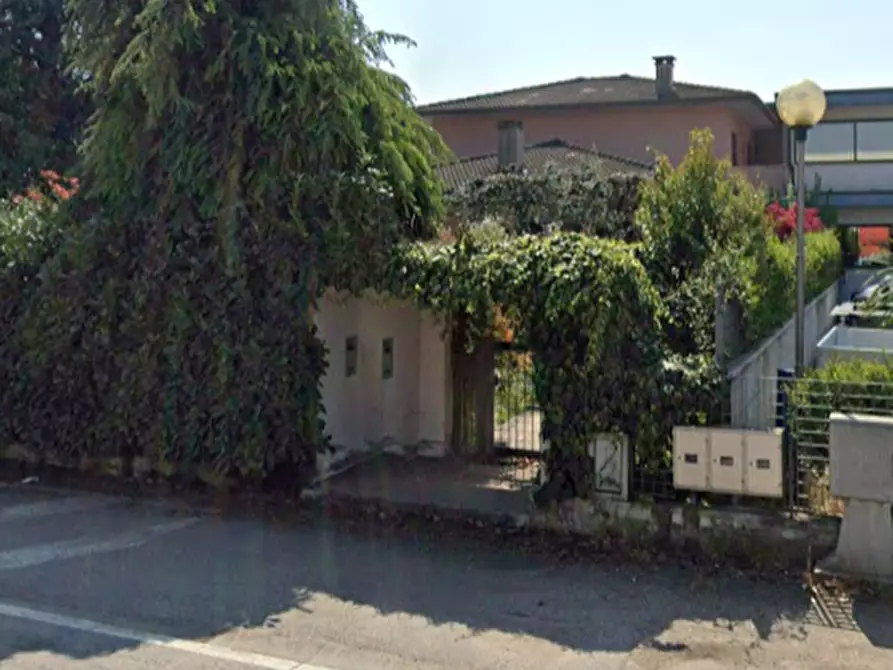 casa indipendente in vendita a Rosà