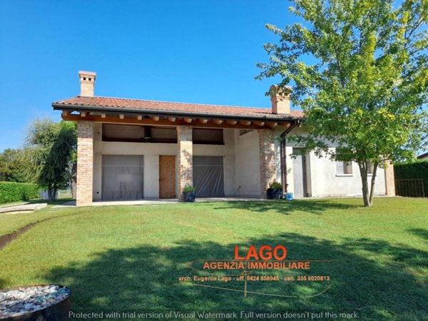 casa indipendente in vendita a Rosà