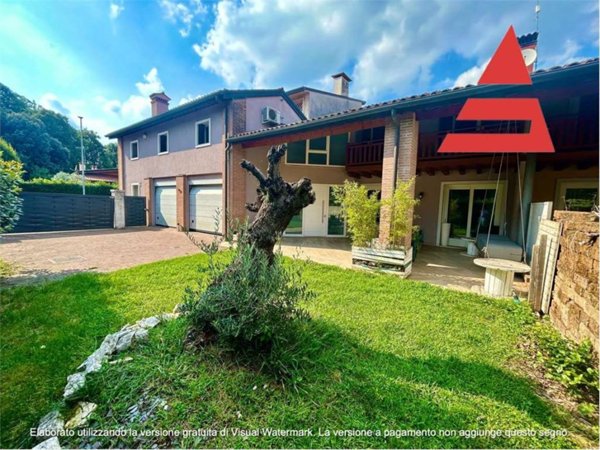casa indipendente in vendita a Rosà