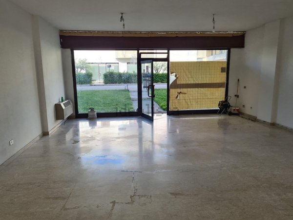 negozio in vendita a Rosà