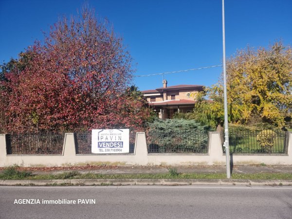 casa indipendente in vendita a Rosà