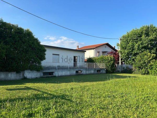 terreno edificabile in vendita a Rosà