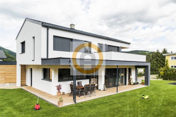 casa indipendente in vendita a Rosà