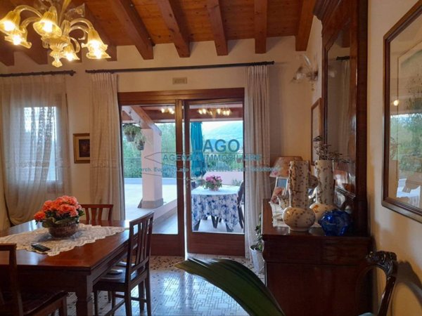 casa indipendente in vendita a Rosà