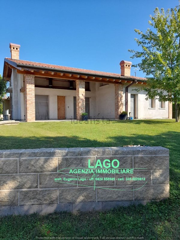 casa indipendente in vendita a Rosà