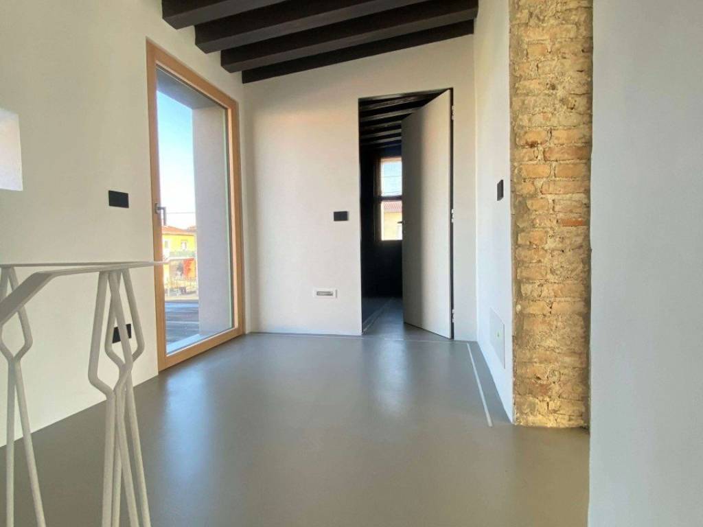casa indipendente in vendita a Rosà