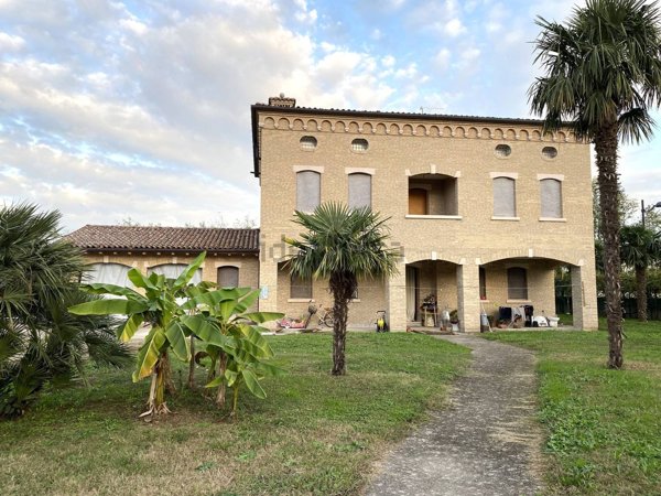 casa indipendente in vendita a Rosà in zona San Pietro