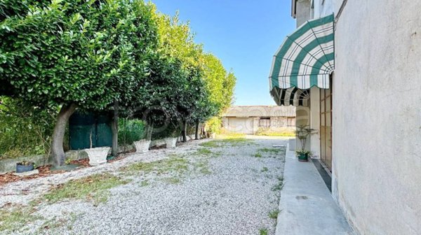 casa indipendente in vendita a Rossano Veneto