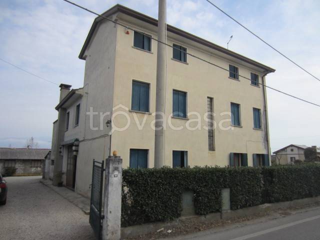 casa indipendente in vendita a Rossano Veneto