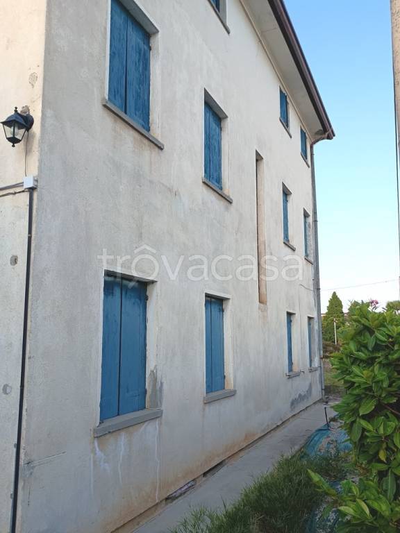 casa indipendente in vendita a Rossano Veneto