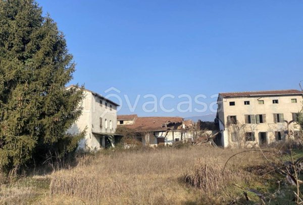 casa indipendente in vendita a Rossano Veneto