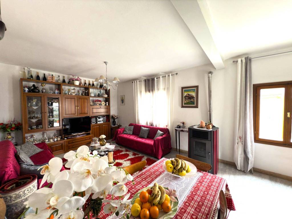 casa indipendente in vendita a Rossano Veneto