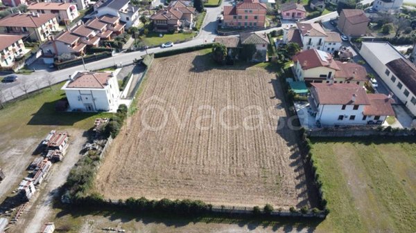 terreno edificabile in vendita a Rossano Veneto
