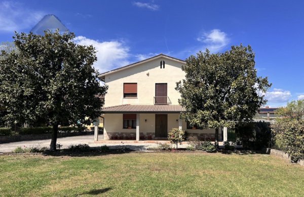 casa indipendente in vendita a Rossano Veneto