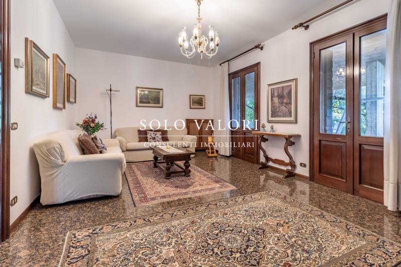 casa indipendente in vendita a Rossano Veneto
