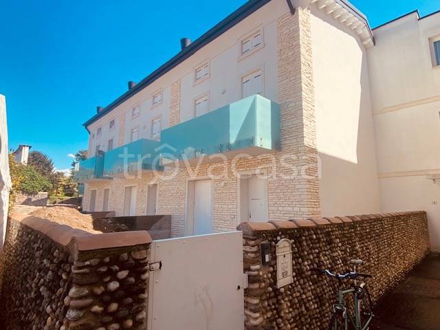 casa indipendente in vendita a Rossano Veneto