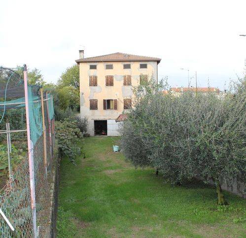 casa indipendente in vendita a Rossano Veneto