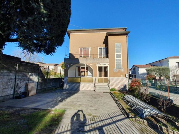 casa indipendente in vendita a Rossano Veneto